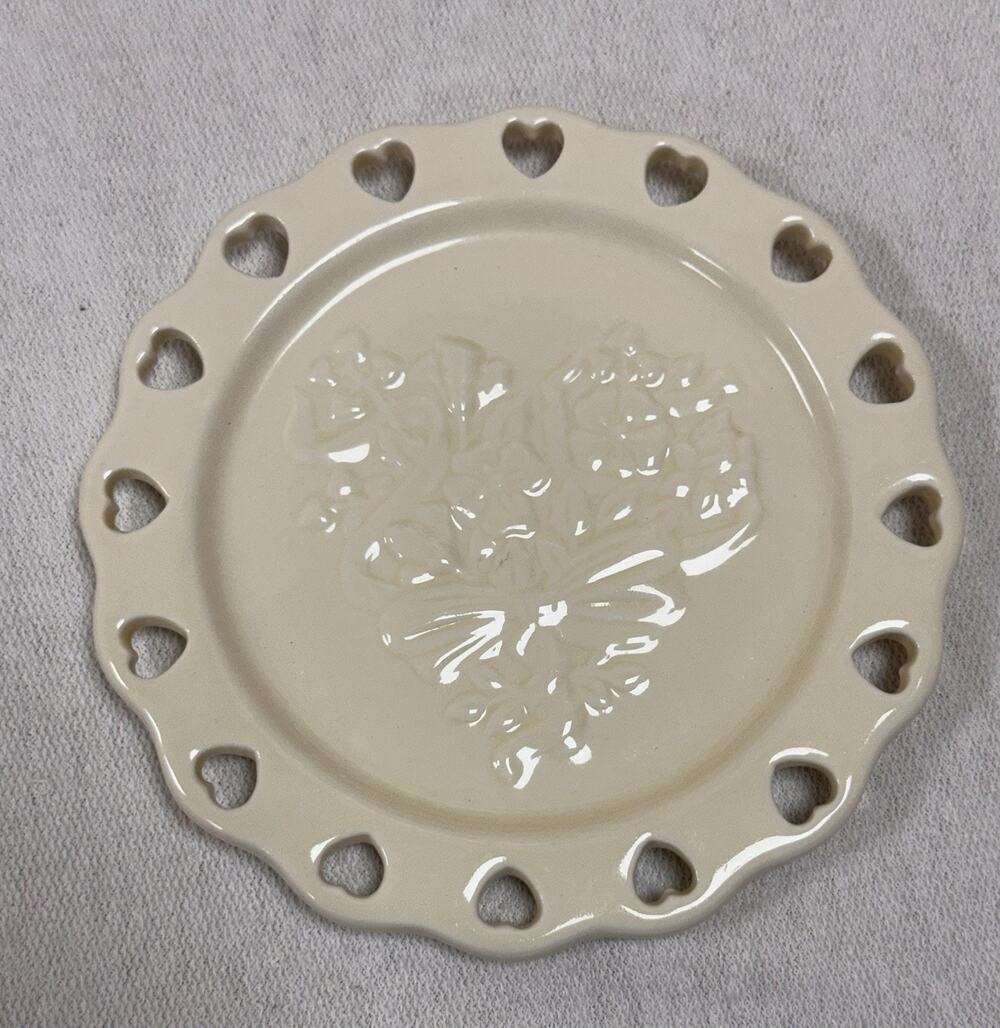 Longaberger Valentine's Day Sweetest Heart Candle Holder Plate Ivory White VTG